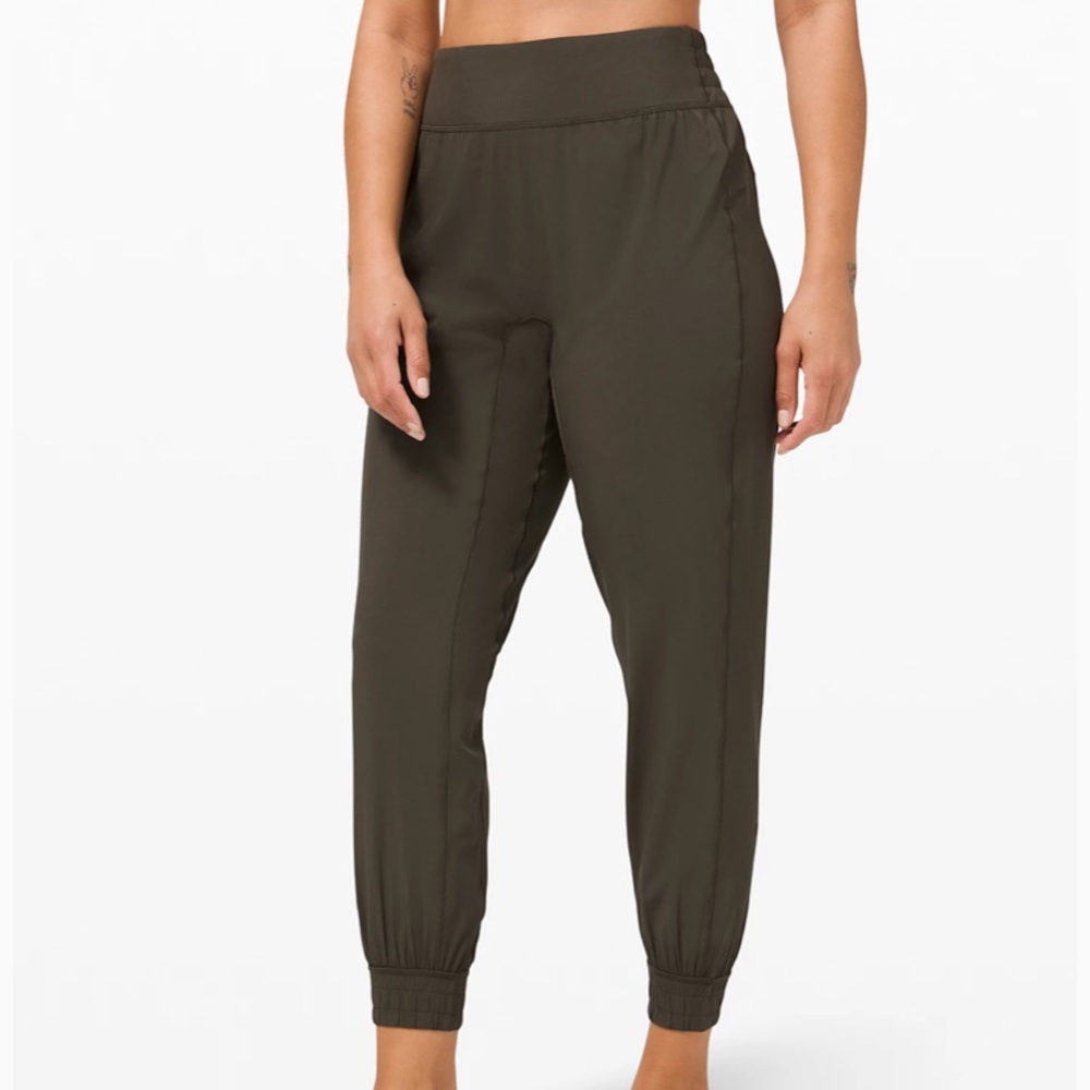 Lululemon Sun Setter Jogger